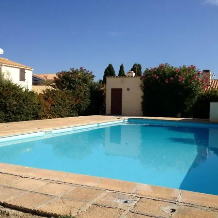 T2 Avec Piscine, Proche Et Commerces - 4 Couchages, Parking Prive - Fr-1-81-388 Villa